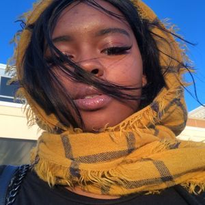 Meet your Posher, Mariha